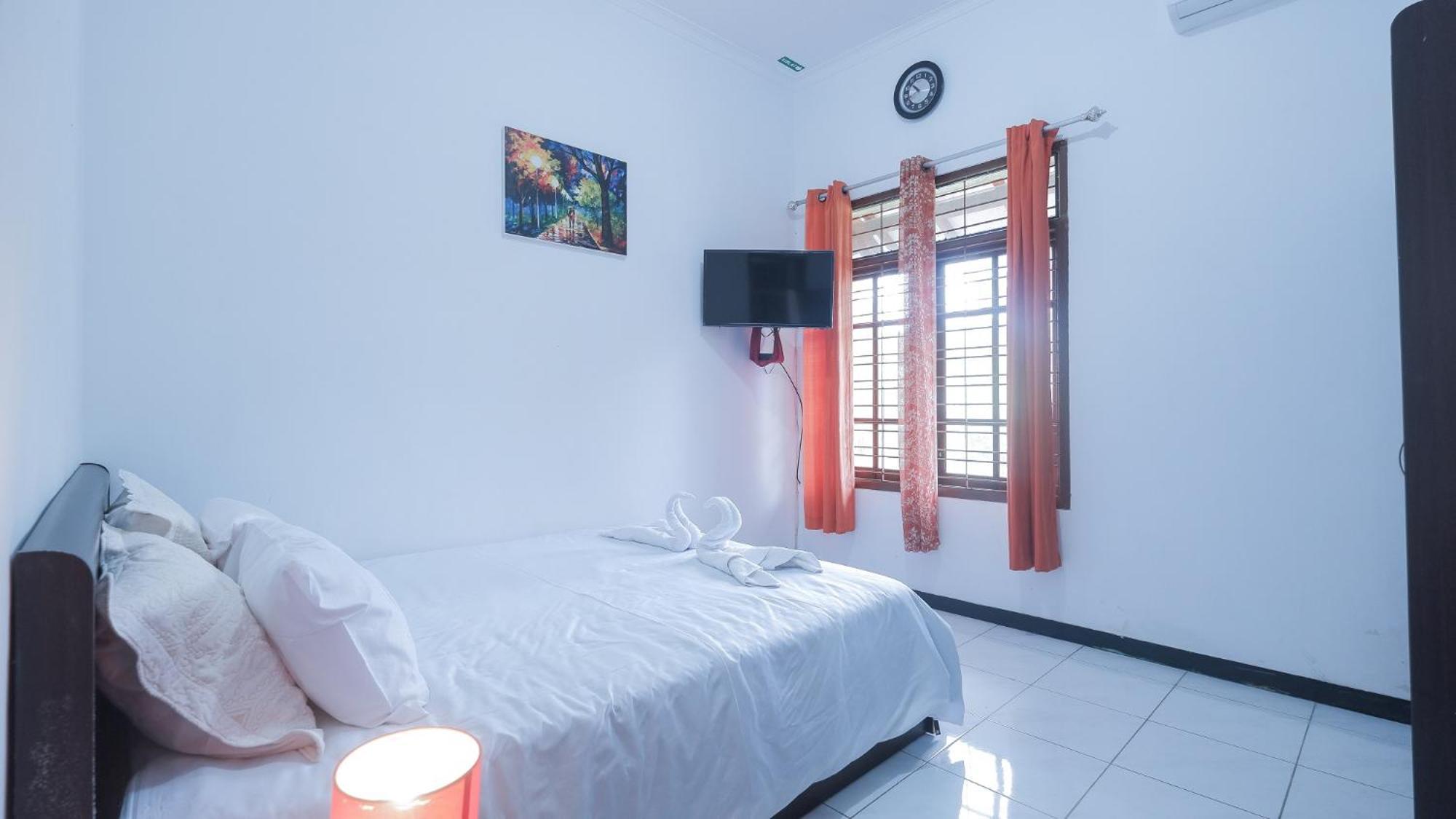 Villa Malang Puncak Buring Ngoại thất bức ảnh